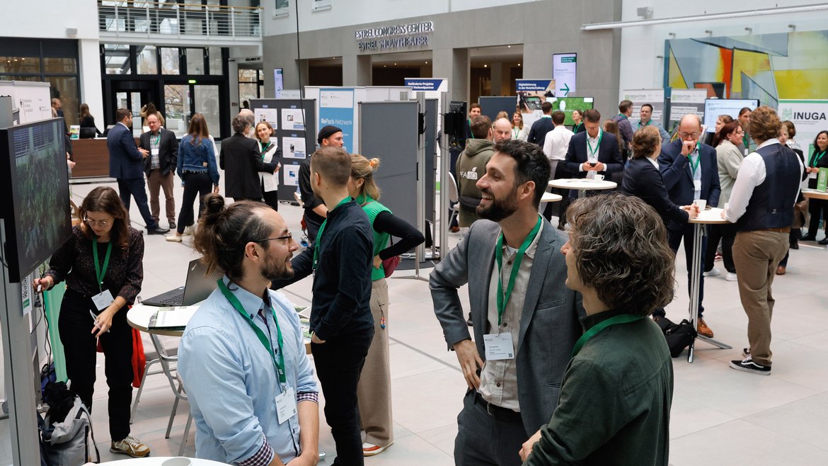 Austausch im Forum. © Holger Gross/BMEL