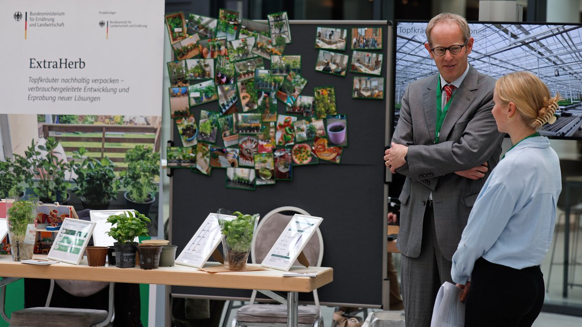 Forumstand © Holger Gross/BMEL