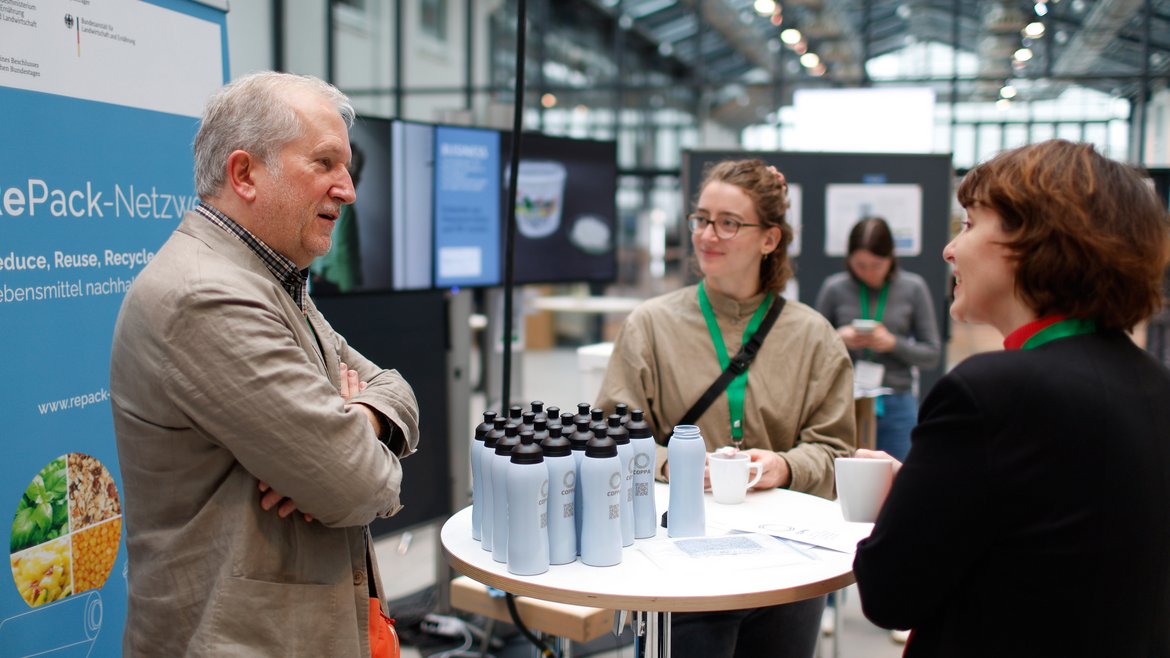 Austausch im Forum. © Holger Gross/BMEL