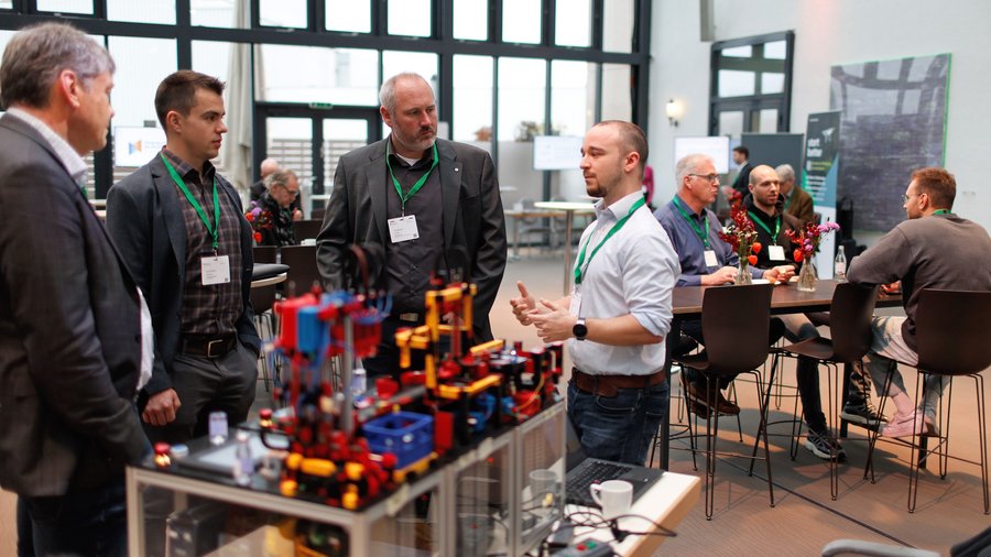 Austausch im Forum. © Holger Gross/BMEL